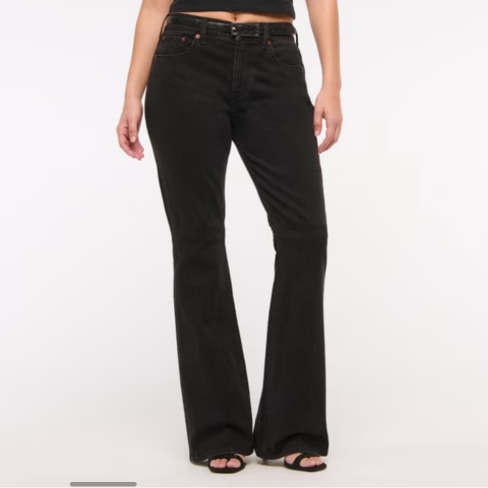 Abercrombie & Fitch Curve Love Women's Black Flared Jeans Worn Once Size 28/S